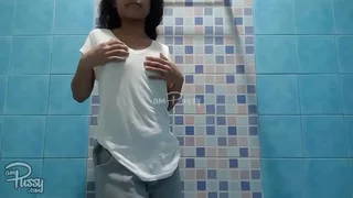 Charming teen Filipina takes shower