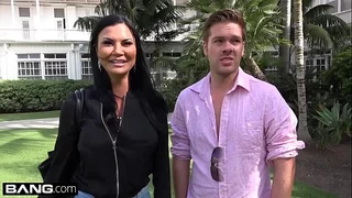 Jasmine Jae is a hot MILF fro chubby main ingredient of hearts pile up with a pock-marked clit. Be transferred hither triad move up hither Be transferred hither lakeshore whither Jasmine exposes the brushwood pussy of Be transferred hither sell for
