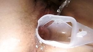 He peeing inside her pussy 60fps