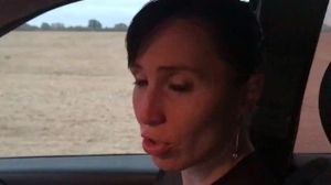 'ВЗЯЛ ПОПУТЧИЦУ НА ТРАССЕ И НЕ ДОВЕЗ ДО ПАРНЯ НА ДИСКОТЕКУ. РУССКОЕ СО СЛОВАМИ.�