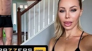Brazzers - Stevie Blue Eyes ripping sexy babe Nicole Aniston cock-squeezing cunny