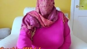 'Turkish wife Arab hijab busty girl on cams 09.30'