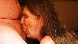 i can out suck & deep throat cock & mouth  fuck my husband hands free & take his load of cum better than you bitches