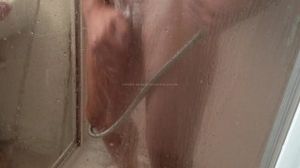 'Sexy french Cougar Milf Single Stepmom Fucked By Daughter's Boyfriend, Pulls Condom Out'
