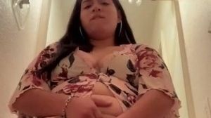'Fingering my self till I cum '