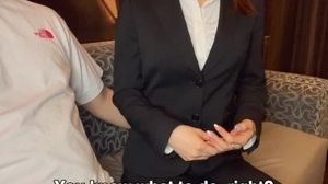 '就職内定をチラつかせる変態面接官に言われるがままホテルに連れ込まれ無許可中出しされる彼氏持ちの就