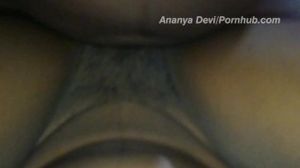 බයික් එකේ ජැකට් එක පිටින්ම හදිස්සියට නැන්දගෙ දුවට ඇරියා.