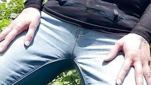 Peeing in the denim while ambling