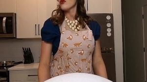 Huge-titted mild Housewife Feeder turns Mean domina Feeder point of view