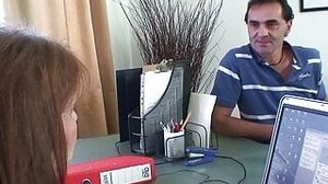 Old mature office woman double penetration