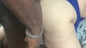 Steaming plus-size cougar With XXL donk & Fat fleshy raw gash, cougar mother inhale ebony shaft And Get Lots Of spunk On donk