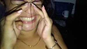 cuckold hubby filming how the cum comes outthe pussy of his cheating wife